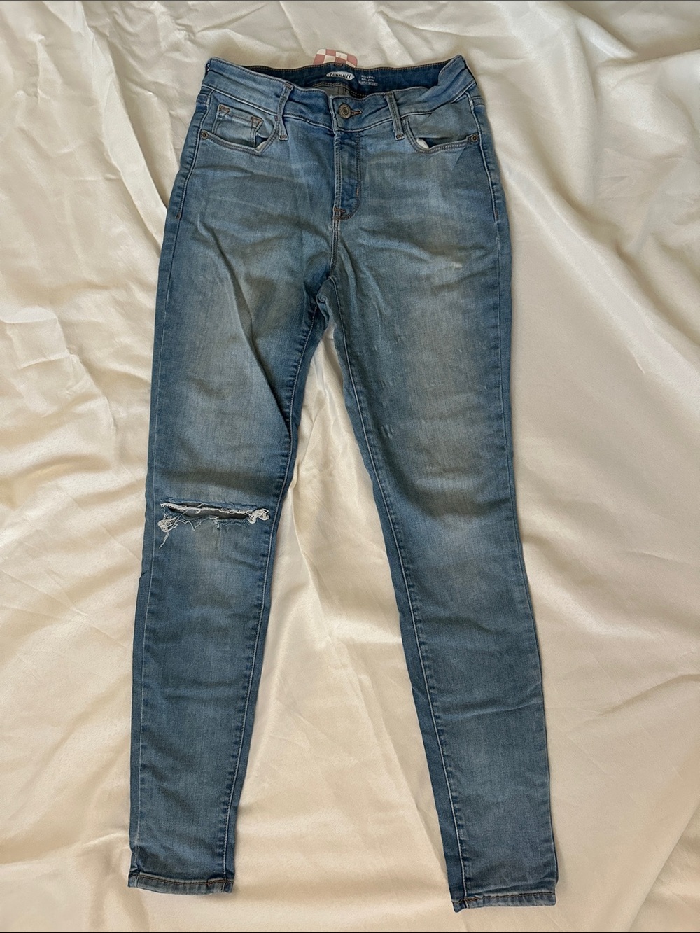 Light Blue Skinny Jeans with Knee Distress - Women